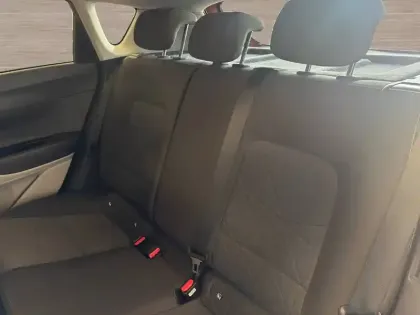 Photo 12 Hyundai Bayon  1.0 T-GDi 100 Hybrid 48V