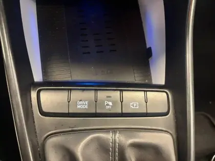 Photo 30 Hyundai Bayon  1.0 T-GDi 100 Hybrid 48V