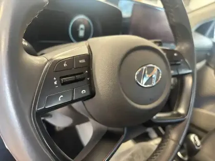 Photo 23 Hyundai Bayon  1.0 T-GDi 100 Hybrid 48V