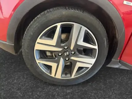 Photo 13 Hyundai Bayon  1.0 T-GDi 100 Hybrid 48V