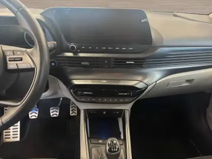 Photo 48 Hyundai Bayon  1.0 T-GDi 100 Hybrid 48V