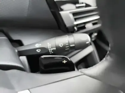 Photo 20 Citroën C4  PureTech 130 S&S EAT8