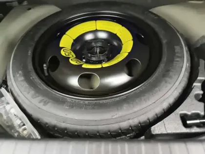 Photo 16 Citroën C4  PureTech 130 S&S EAT8