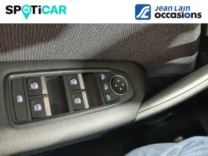 Photo 37 Renault Captur  E-Tech full hybrid 160 ch