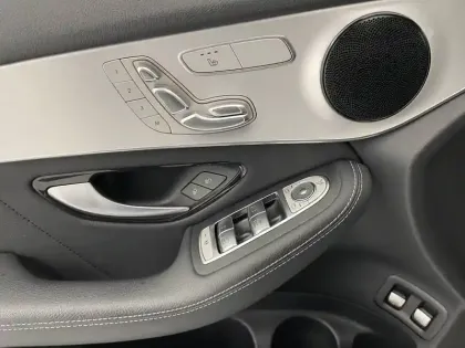 Photo 27 Mercedes Classe GLC GLC 300 e 9G-Tronic 4Matic