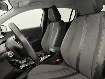 Photo 13 Peugeot 208  PureTech 100 S&S BVM6