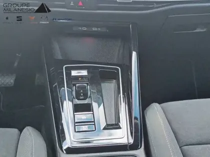 Photo 15 Volkswagen Golf  2.0 TDI SCR 150 DSG7