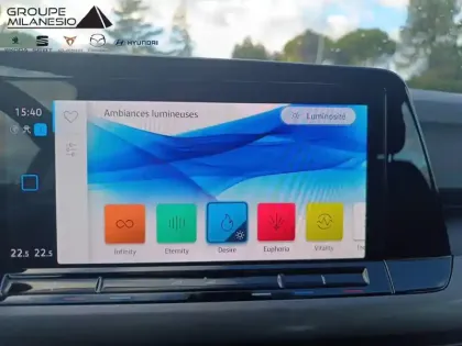 Photo 23 Volkswagen Golf  2.0 TDI SCR 150 DSG7