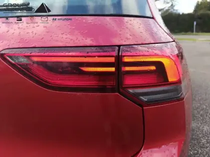 Photo 17 Volkswagen Golf  2.0 TDI SCR 150 DSG7