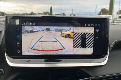 Photo 18 Peugeot 2008  Hybrid 136 e-DCS6