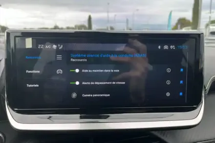 Photo 48 Peugeot 2008  Hybrid 136 e-DCS6