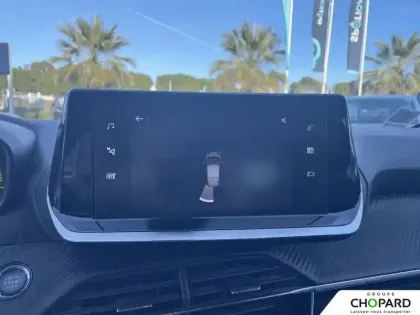 Photo 15 Peugeot 208  ELECTRIQUE 50 KWH 136