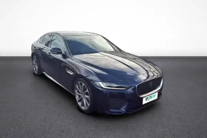 Photo 7 Jaguar Xe  D200 MHEV BVA