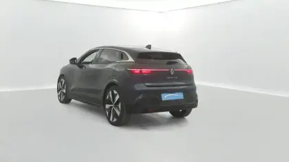 Photo 29 Renault Megane  E-Tech EV60 220 ch super charge