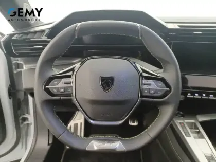 Photo 32 Peugeot 408  PHEV 180 e-EAT8