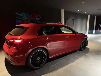 Photo 39 Mercedes Classe A  200 d 8G-DCT