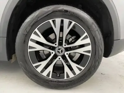 Photo 80 Mercedes GLA  200 d 8G-DCT