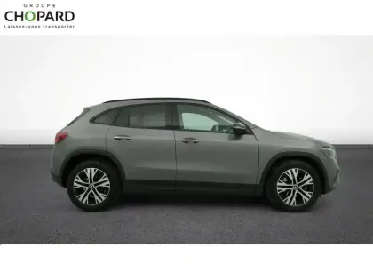 Photo 41 Mercedes GLA  200 d 8G-DCT