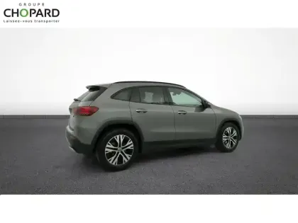 Photo 40 Mercedes GLA  200 d 8G-DCT