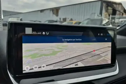 Photo 69 Peugeot 208  Electrique 50 kWh 136ch