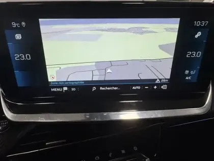 Photo 18 Peugeot 2008  PureTech 130 S&S EAT8