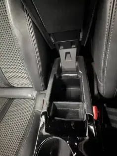 Photo 8 Peugeot 2008  PureTech 130 S&S EAT8