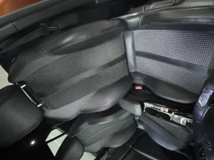 Photo 27 Peugeot 2008  PureTech 130 S&S EAT8