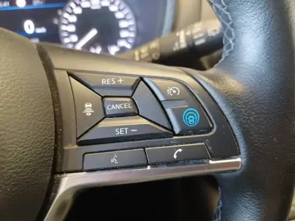 Photo 23 Nissan Juke  HYBRID 143