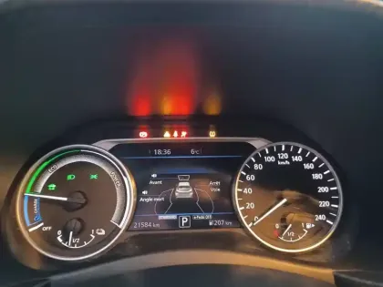 Photo 24 Nissan Juke  HYBRID 143