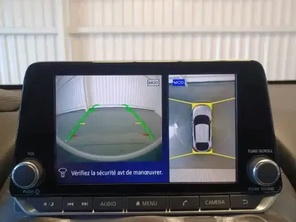 Photo 27 Nissan Juke  HYBRID 143