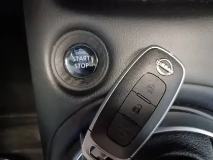 Photo 35 Nissan Juke  HYBRID 143