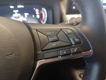 Photo 27 Nissan Juke  DIG-T 114