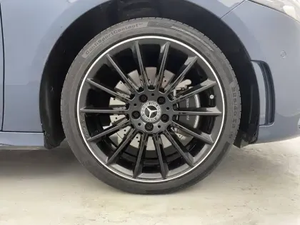 Photo 12 Mercedes Classe A  250 e 8G-DCT