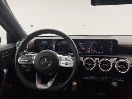 Photo 21 Mercedes Classe A  250 e 8G-DCT