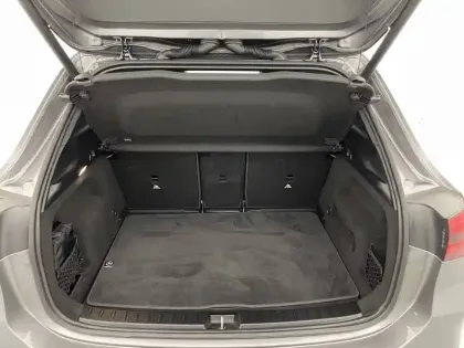 Photo 47 Mercedes GLA  250 e Hybrid EQ 8G-DCT