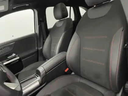 Photo 14 Mercedes GLA  250 e Hybrid EQ 8G-DCT