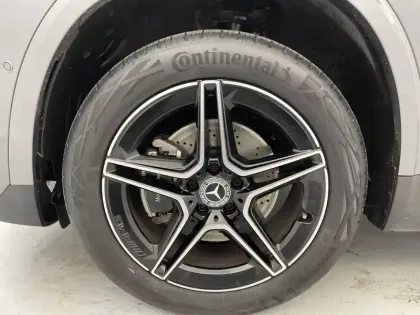 Photo 85 Mercedes GLA  250 e Hybrid EQ 8G-DCT