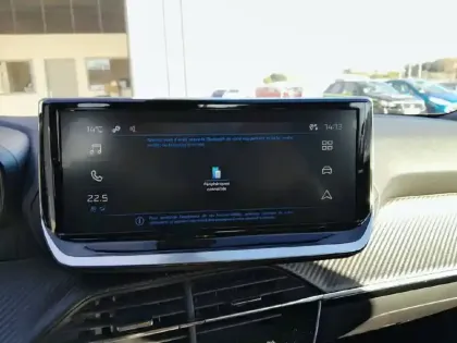 Photo 29 Peugeot 2008  PureTech 100 S&S BVM6