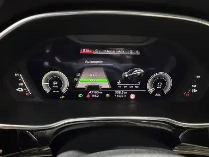 Photo 27 Audi Q3  Sportback 45 TFSIe  245 ch S tronic 6