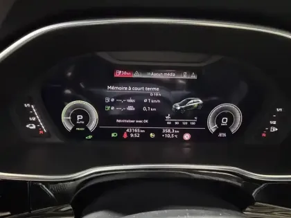 Photo 31 Audi Q3  Sportback 45 TFSIe  245 ch S tronic 6