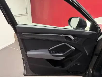 Photo 12 Audi Q3  Sportback 45 TFSIe  245 ch S tronic 6