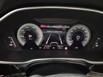 Photo 34 Audi Q3  Sportback 45 TFSIe  245 ch S tronic 6