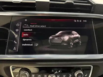 Photo 53 Audi Q3  Sportback 45 TFSIe  245 ch S tronic 6