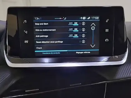 Photo 20 Peugeot 208  BlueHDi 100 S&S BVM6