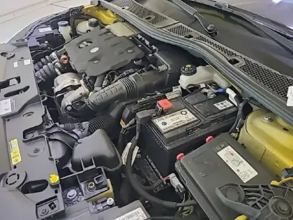 Photo 14 Peugeot 208  BlueHDi 100 S&S BVM6