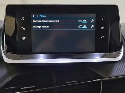 Photo 22 Peugeot 208  BlueHDi 100 S&S BVM6