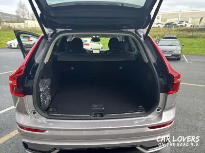 Photo 14 Volvo Xc60  T6 AWD Hybride rechargeable 253 ch+145 ch Geartronic 8