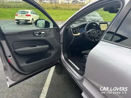 Photo 22 Volvo Xc60  T6 AWD Hybride rechargeable 253 ch+145 ch Geartronic 8