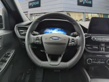 Photo 10 Ford Kuga  2.5 Duratec 190 ch FlexiFuel FHEV E85 Powershift