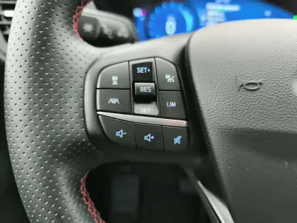 Photo 22 Ford Kuga  2.5 Duratec 190 ch FlexiFuel FHEV E85 Powershift